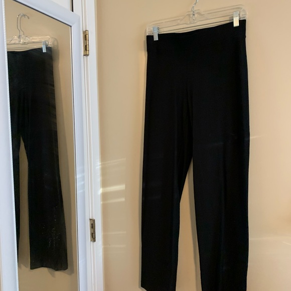 Eileen Fischer black pants. - Picture 3 of 7
